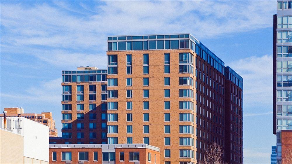 Sky City Apartments New York Bagian luar foto