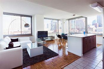 Sky City Apartments New York Bagian luar foto